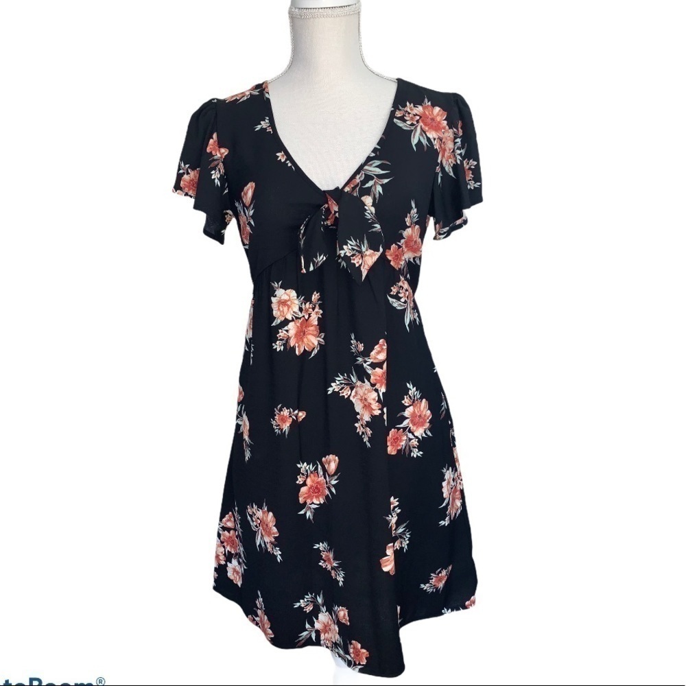 🌵 Floral Dress NEW Tags XS Ruffled Sleeves Rx